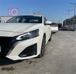 نيسان ألتيما